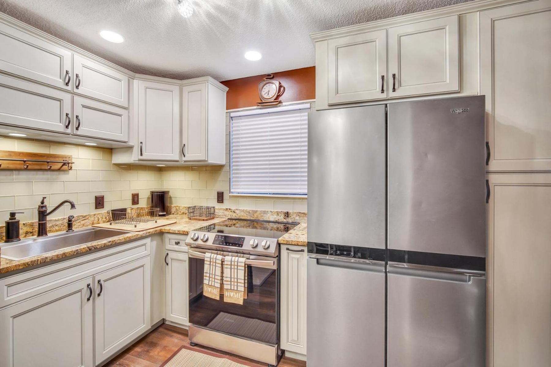 Appartamento Welcome To Your Beachside Escape! Hilton Head Island Esterno foto